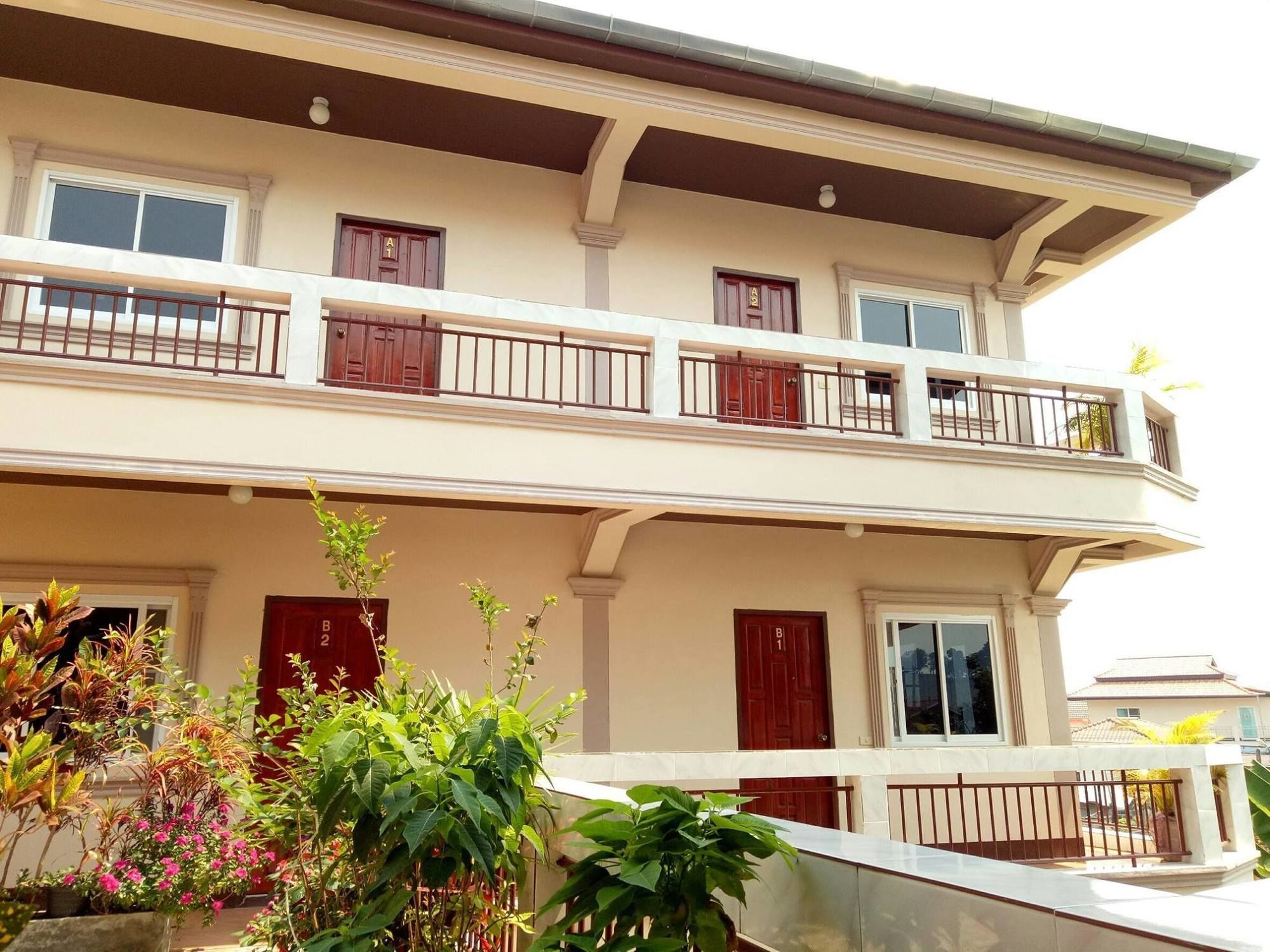 Happy House At Maesalong Hotel Chiang Rai Exterior photo