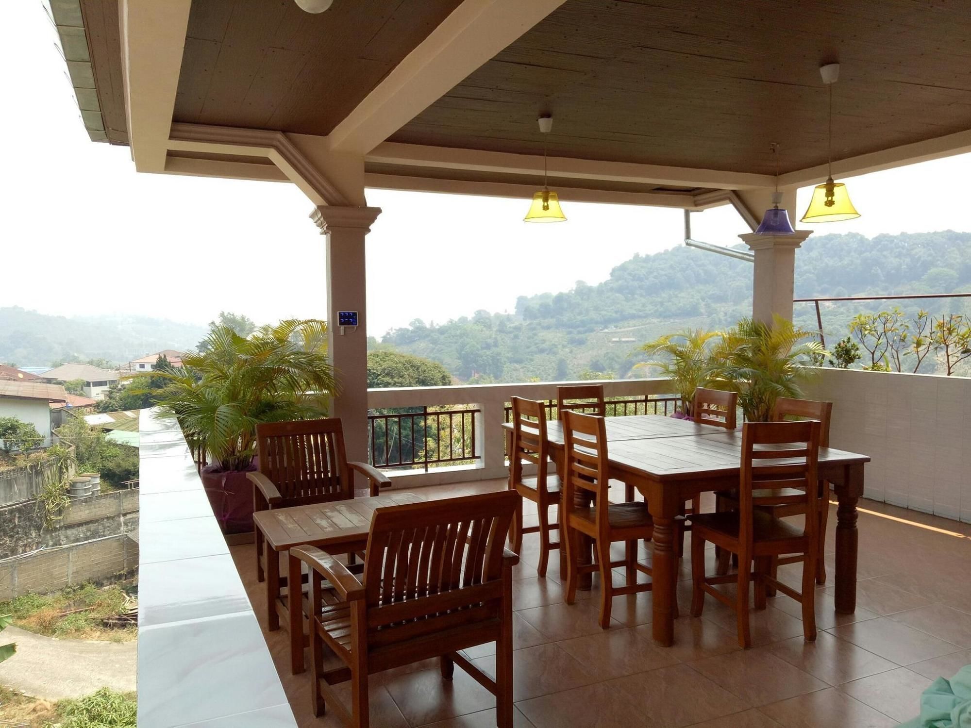 Happy House At Maesalong Hotel Chiang Rai Exterior photo