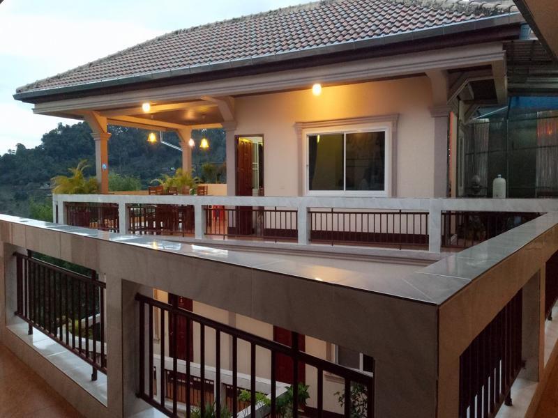Happy House At Maesalong Hotel Chiang Rai Exterior photo
